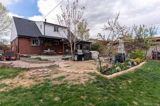 7916 Pennsylvania Street, Denver, CO 80229