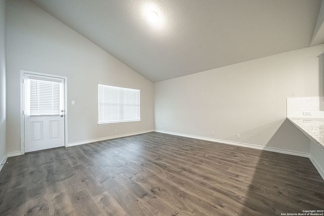 909 Rolling River, Cibolo, TX 78108