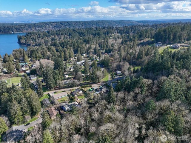 8161 Sandy Road NE, Bremerton, WA 98311