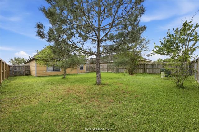 2604 Alexander Valley Court, College Station, TX 77845
