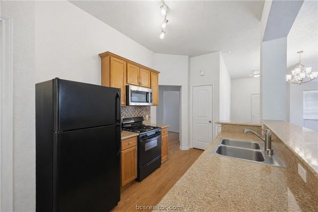 2604 Alexander Valley Court, College Station, TX 77845