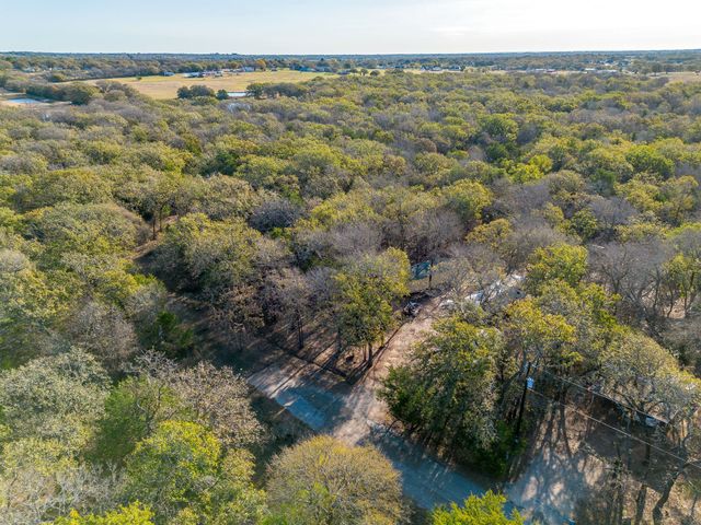 2324 Gage Road, Cleburne, TX 76031