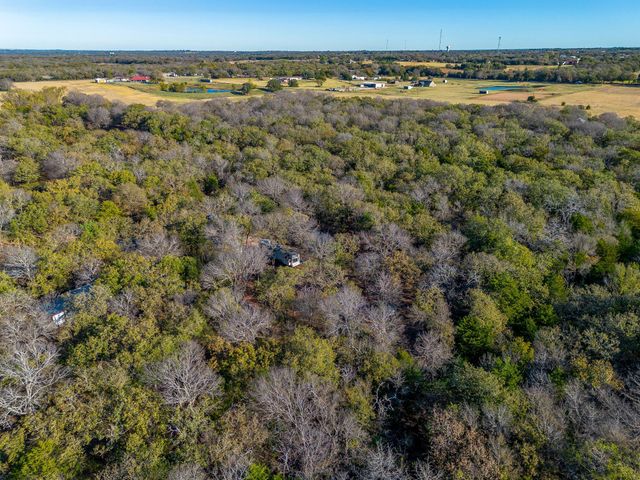 2324 Gage Road, Cleburne, TX 76031