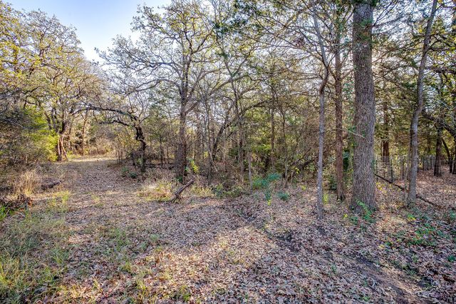 2324 Gage Road, Cleburne, TX 76031