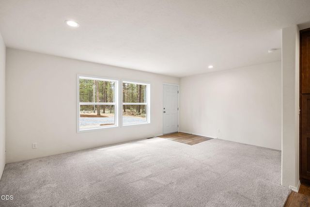 52718 Oak Drive, La Pine, OR 97739