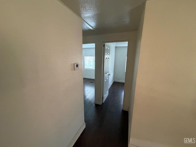 6204 Dennen Street, Bakersfield, CA 93313