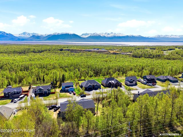 5570 S Irwin Drive, Wasilla, AK 99623