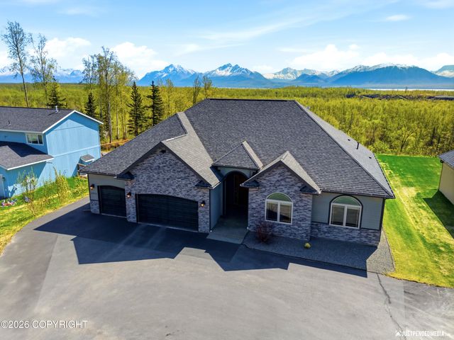 5570 S Irwin Drive, Wasilla, AK 99623