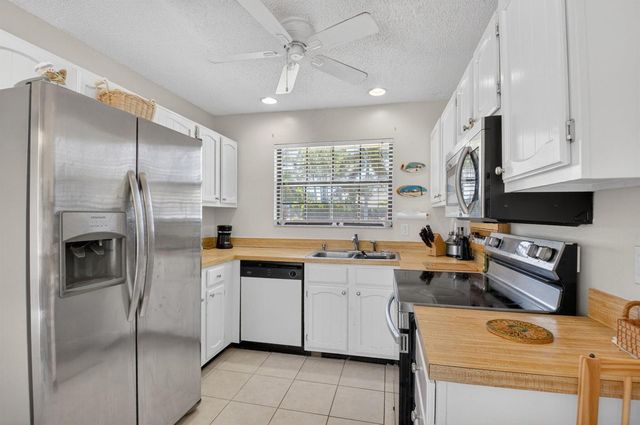 9389 Longmeadow Circle, Boynton Beach, FL 33436
