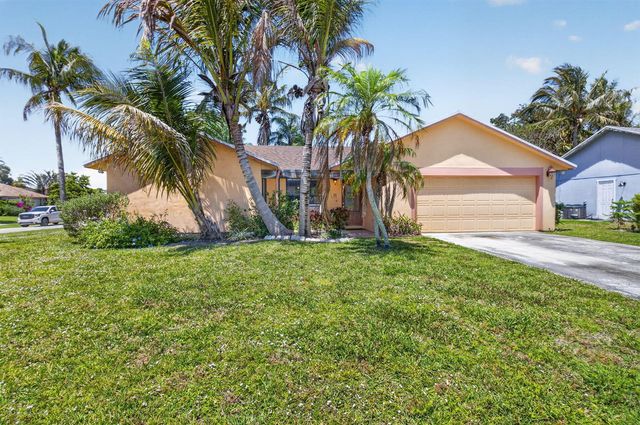 9389 Longmeadow Circle, Boynton Beach, FL 33436