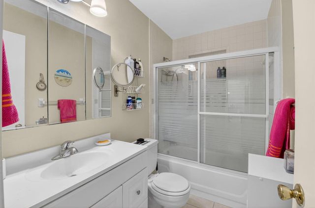 9389 Longmeadow Circle, Boynton Beach, FL 33436