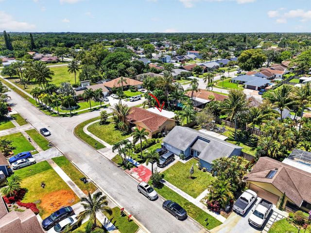 9389 Longmeadow Circle, Boynton Beach, FL 33436