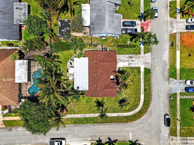 9389 Longmeadow Circle, Boynton Beach, FL 33436