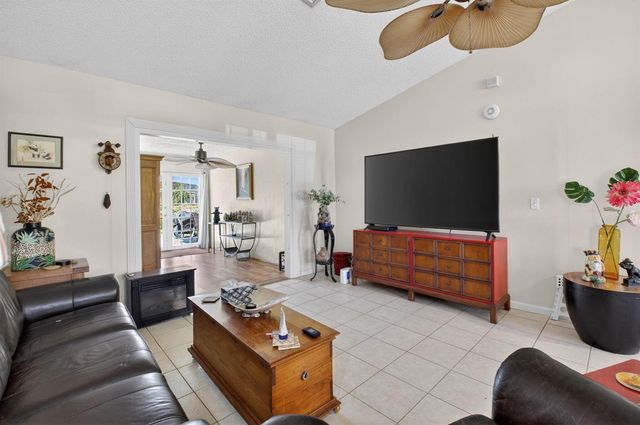 9389 Longmeadow Circle, Boynton Beach, FL 33436