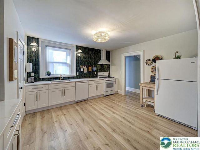 536 Northampton Street, Easton, PA 18042