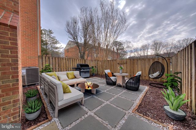 3154 STRATFORD CT, Oakton, VA 22124