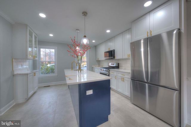 3154 STRATFORD CT, Oakton, VA 22124