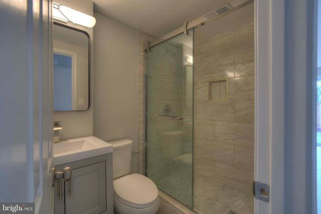 3154 STRATFORD CT, Oakton, VA 22124