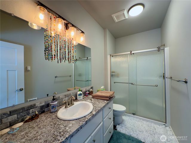 308 Mizzen Avenue NW, Ocean Shores, WA 98569