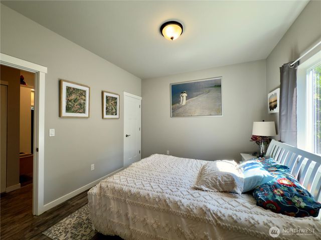 308 Mizzen Avenue NW, Ocean Shores, WA 98569