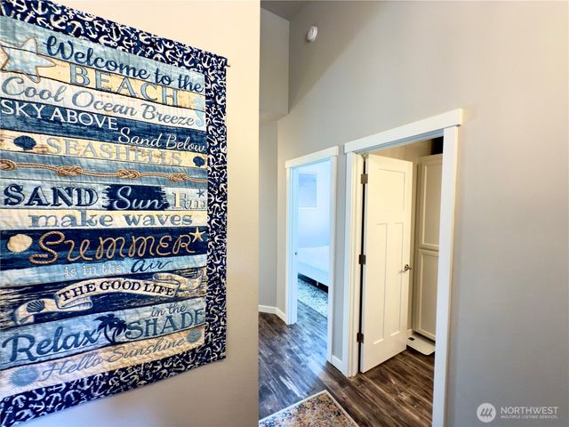 308 Mizzen Avenue NW, Ocean Shores, WA 98569