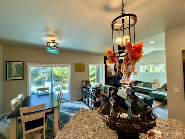 308 Mizzen Avenue NW, Ocean Shores, WA 98569