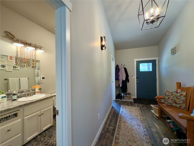 308 Mizzen Avenue NW, Ocean Shores, WA 98569