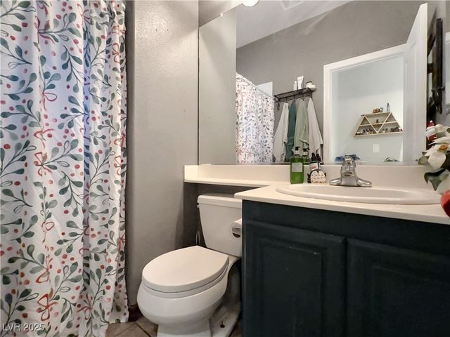 211 Belle Isle Court, Henderson, NV 89012