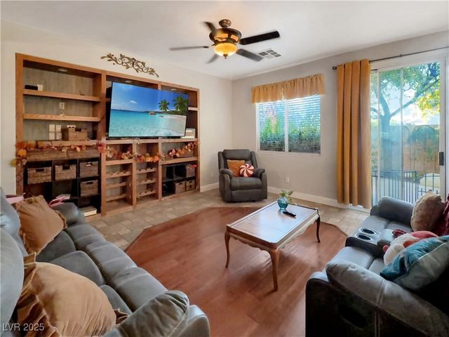 211 Belle Isle Court, Henderson, NV 89012