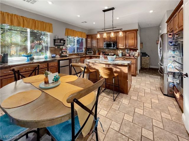 211 Belle Isle Court, Henderson, NV 89012