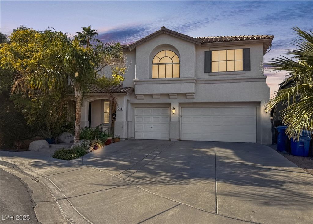 211 Belle Isle Court, Henderson, NV 89012