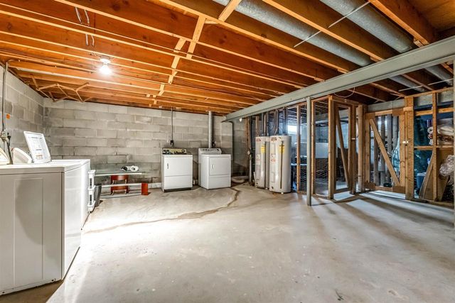 1800 JACKSON STREET, New Holstein, WI 53061