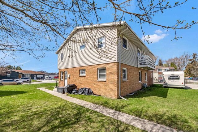 1800 JACKSON STREET, New Holstein, WI 53061