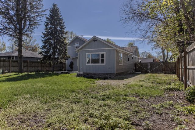 409 S Haver Street, Hartford, MI 49057