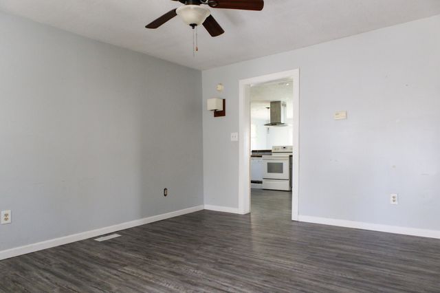 409 S Haver Street, Hartford, MI 49057