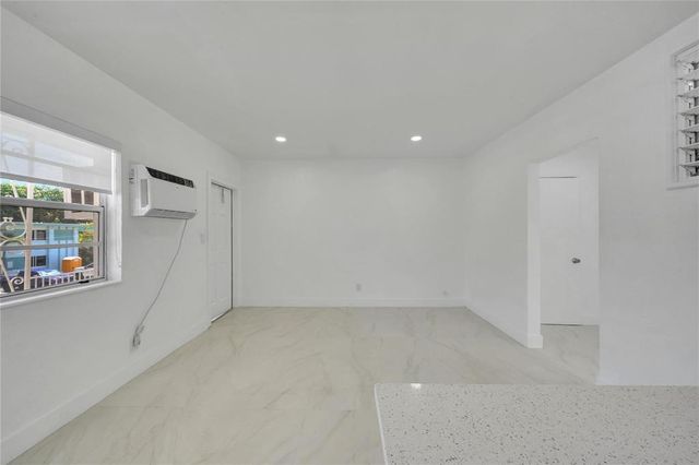 323 Elm Street 7, Hollywood, FL 33019
