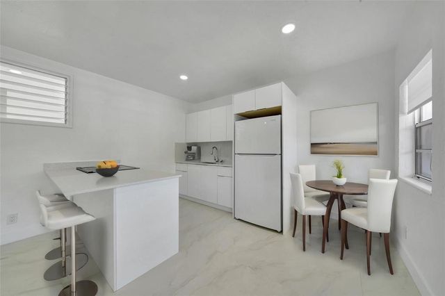 323 Elm Street 7, Hollywood, FL 33019
