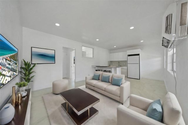 323 Elm Street 7, Hollywood, FL 33019