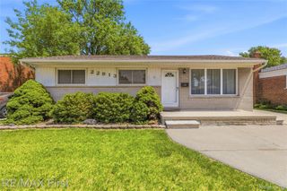 22913 Masonic Boulevard, St. Clair Shores, MI 48082