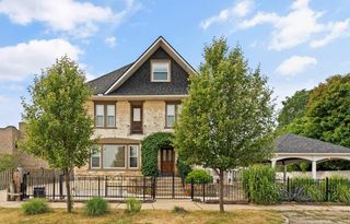 424 Huron Street, South Haven City, MI 49090