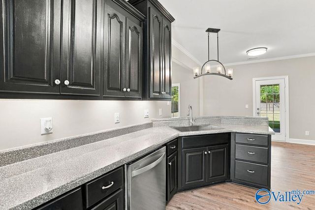 112 Archered Way, New Market, AL 35761