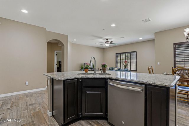 6545 TA SUIL Place, El Paso, TX 79932