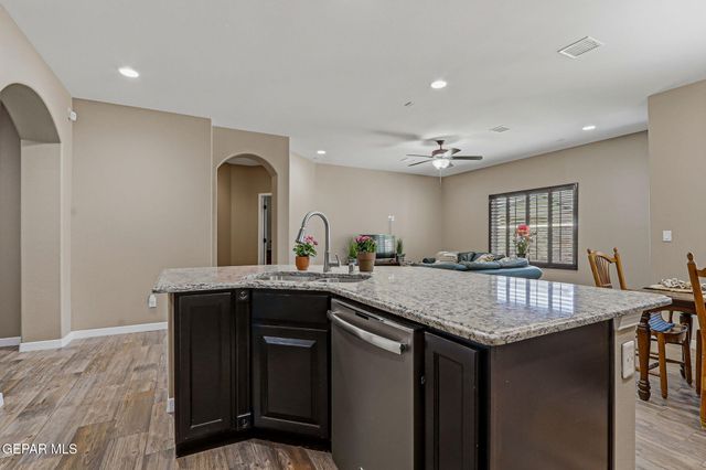6545 TA SUIL Place, El Paso, TX 79932