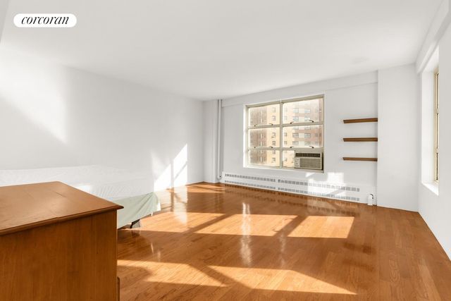 70 La Salle St Apt 5E, New York City, NY 10027