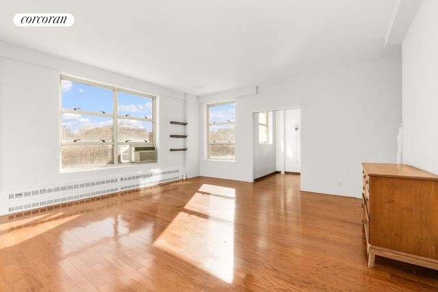 70 La Salle St Apt 5E, New York City, NY 10027