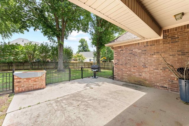 603 Providence Drive, Bryant, AR 72022