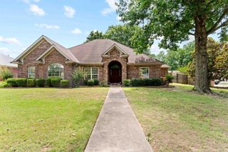 603 Providence Drive, Bryant, AR 72022
