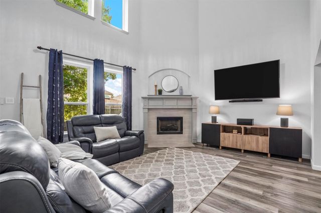 4924 Obrien Way, Fort Worth, TX 76244