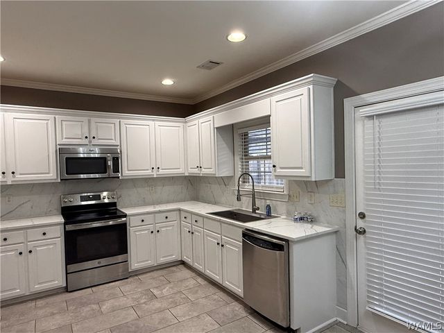 394 Camille Lane, Tuscaloosa, AL 35405