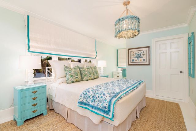 357 Seabreeze Avenue, Palm Beach, FL 33480